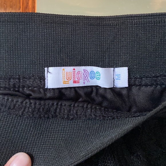 LuLaRoe Jill Lace Skirt Size M - Picture 4 of 5